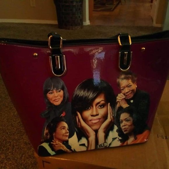 Michelle Obama Handbag Collection - Picture 3 of 7